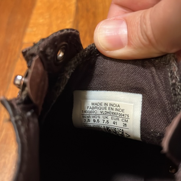 Converse Chuck Taylor Brown Leather Black Rubber Sneakers - Picture 6 of 6